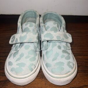 Vans toddler Girl size 8 mid cut ankle height fringe Velcro light blue cheetah